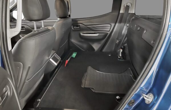 Mitsubishi L200 - Imagen 10