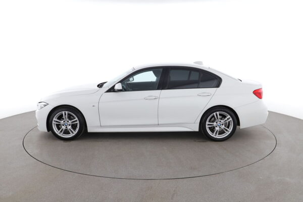 BMW Série 3 318d M Sport BVA8 - Imagen 9
